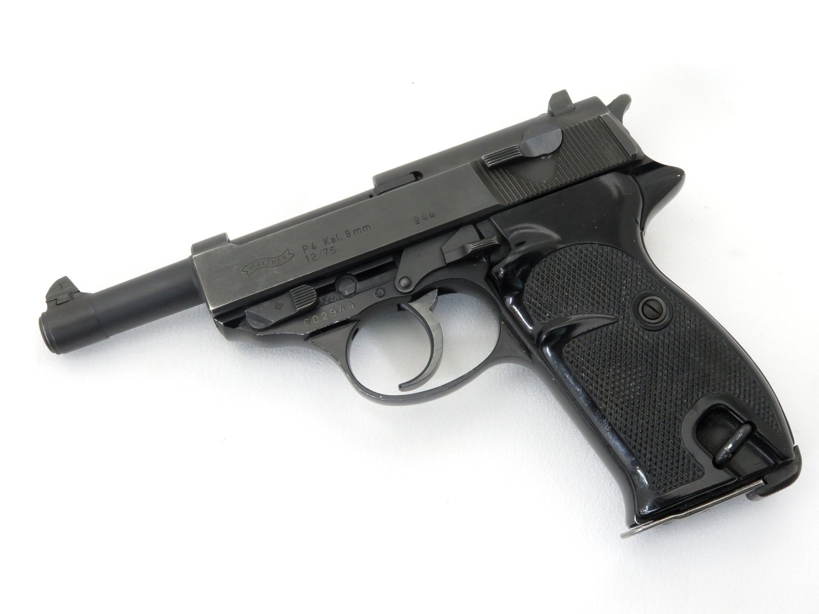 Walther P4 – SOLD – Deer Hollow Enterprises, LLC